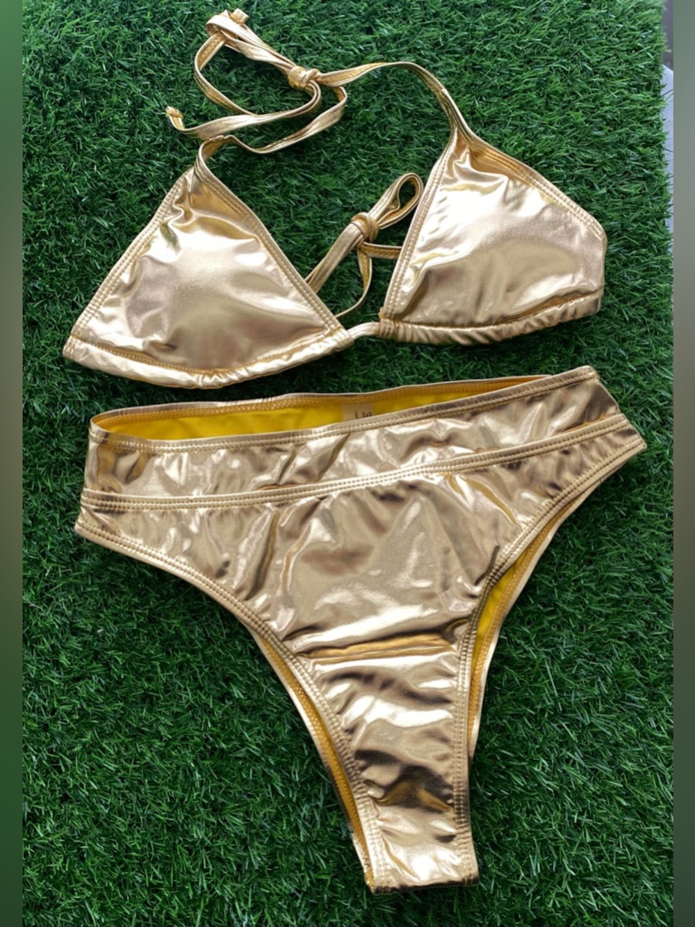 YAUASOPA Gold Metallic Bikini Set Size M NWOT - Picture 2 of 12